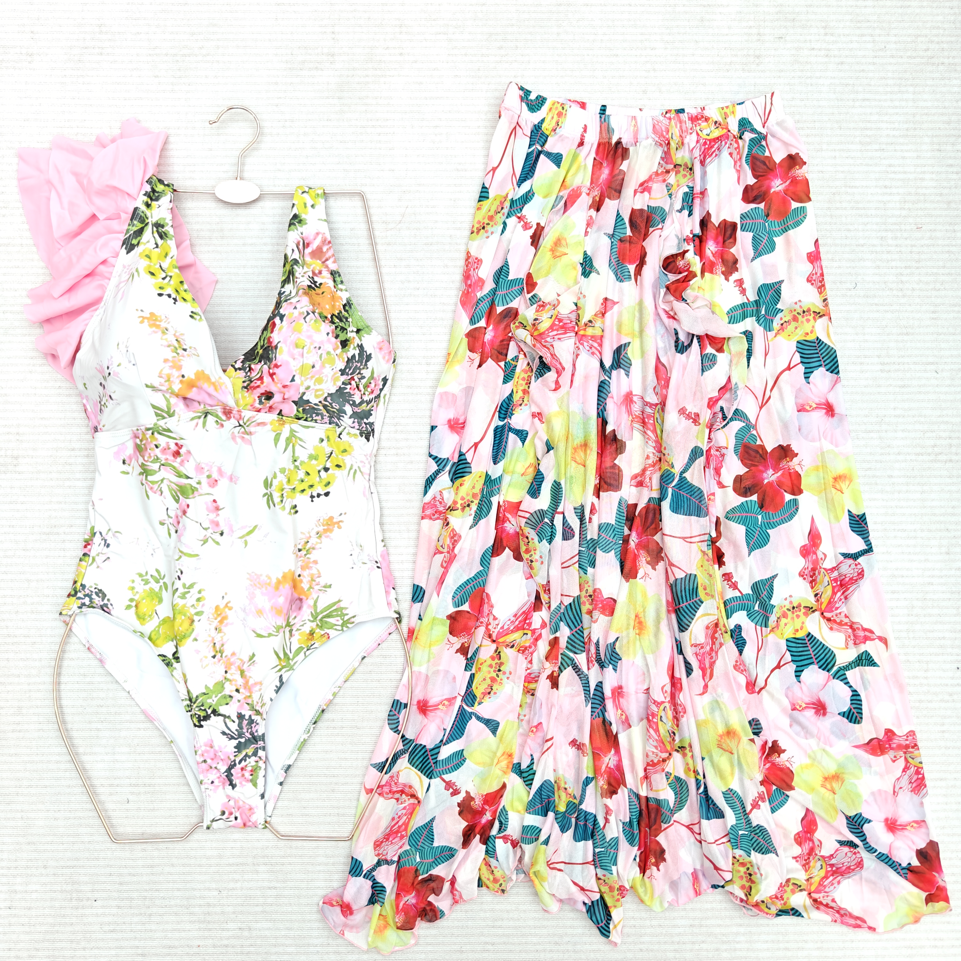 Swimwear cover-up sets stocklot TOP2762