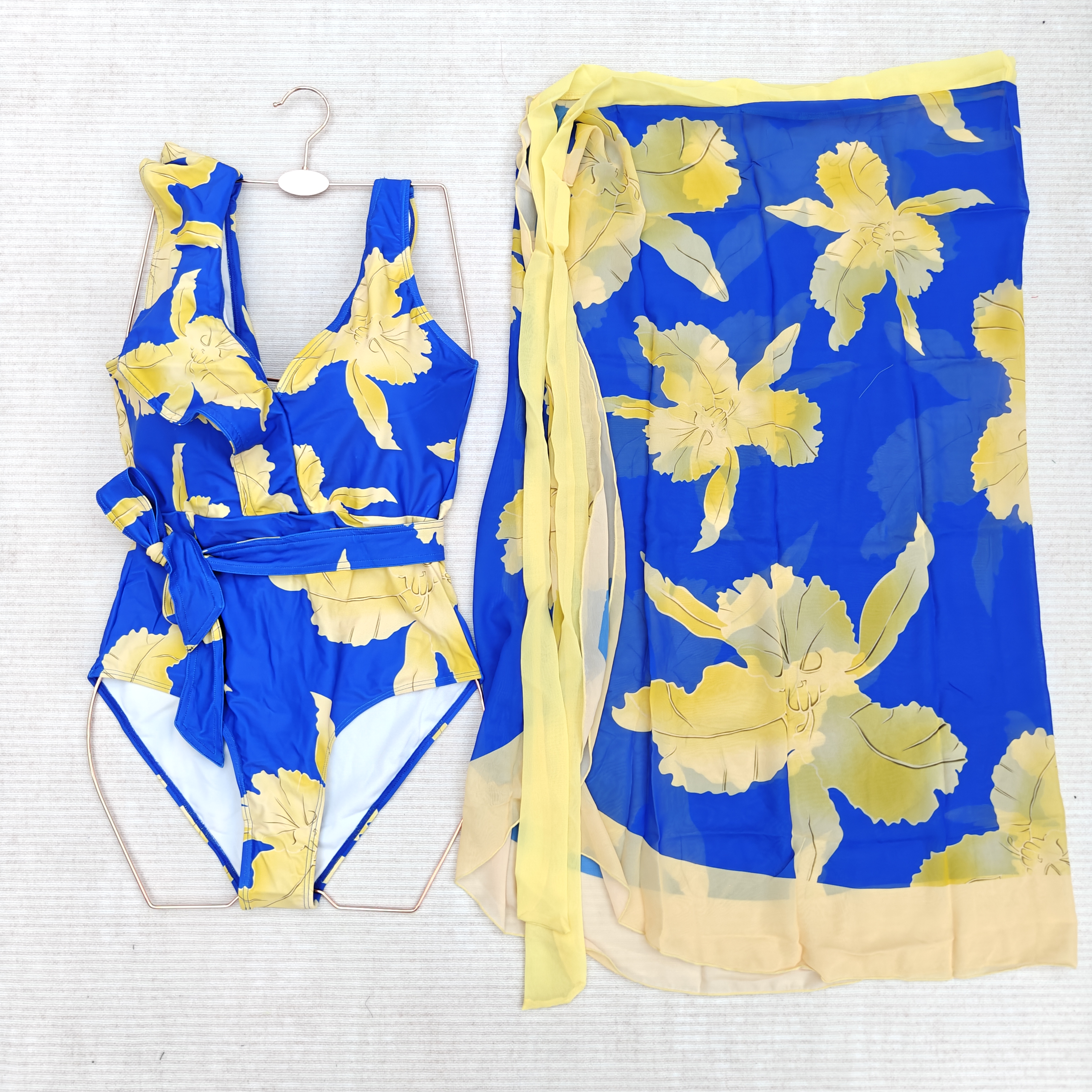 Swimwear cover-up sets stocklot TOP2768