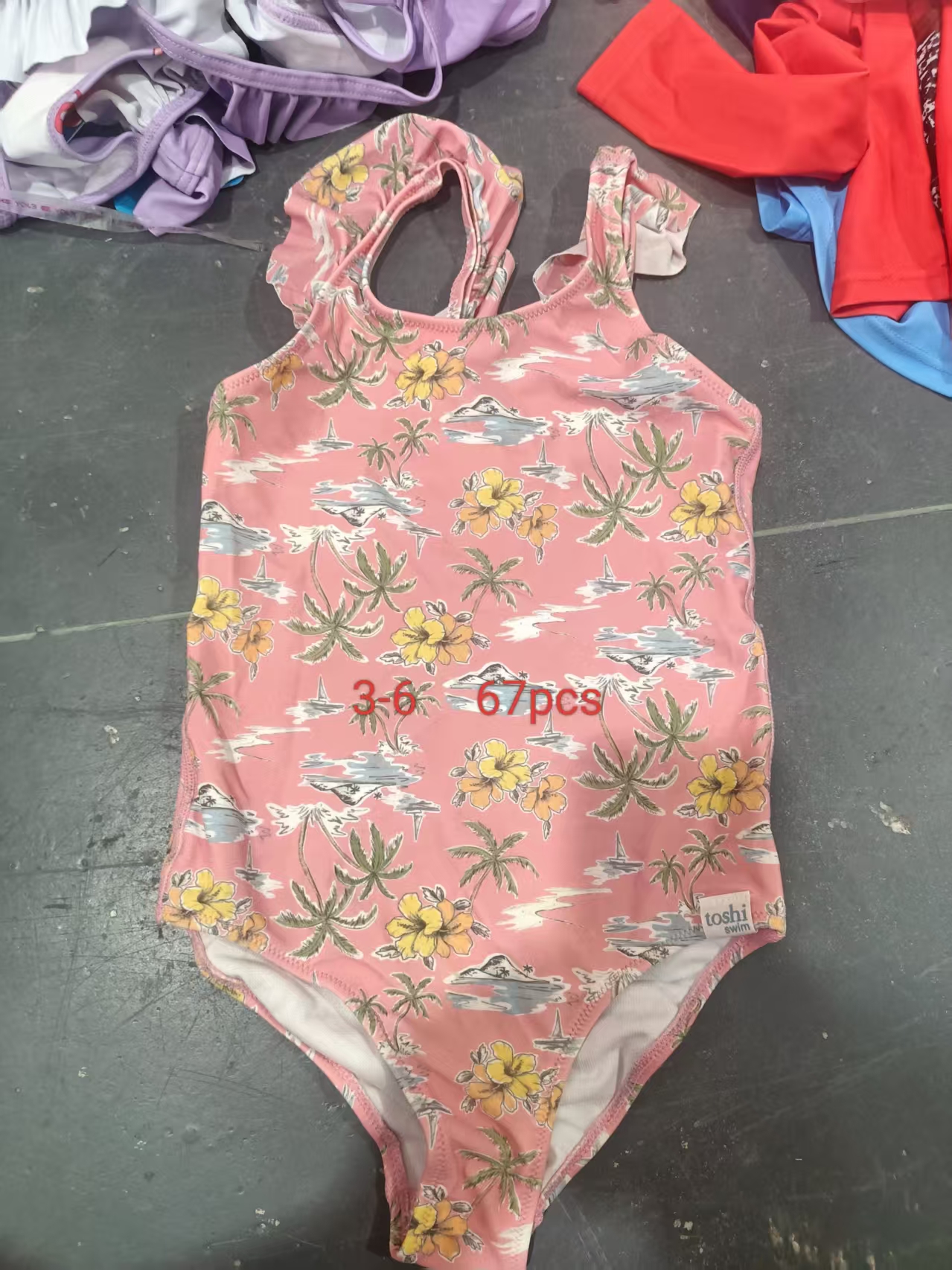 Kids’ one-piece swimsuits stocklot TOP2850