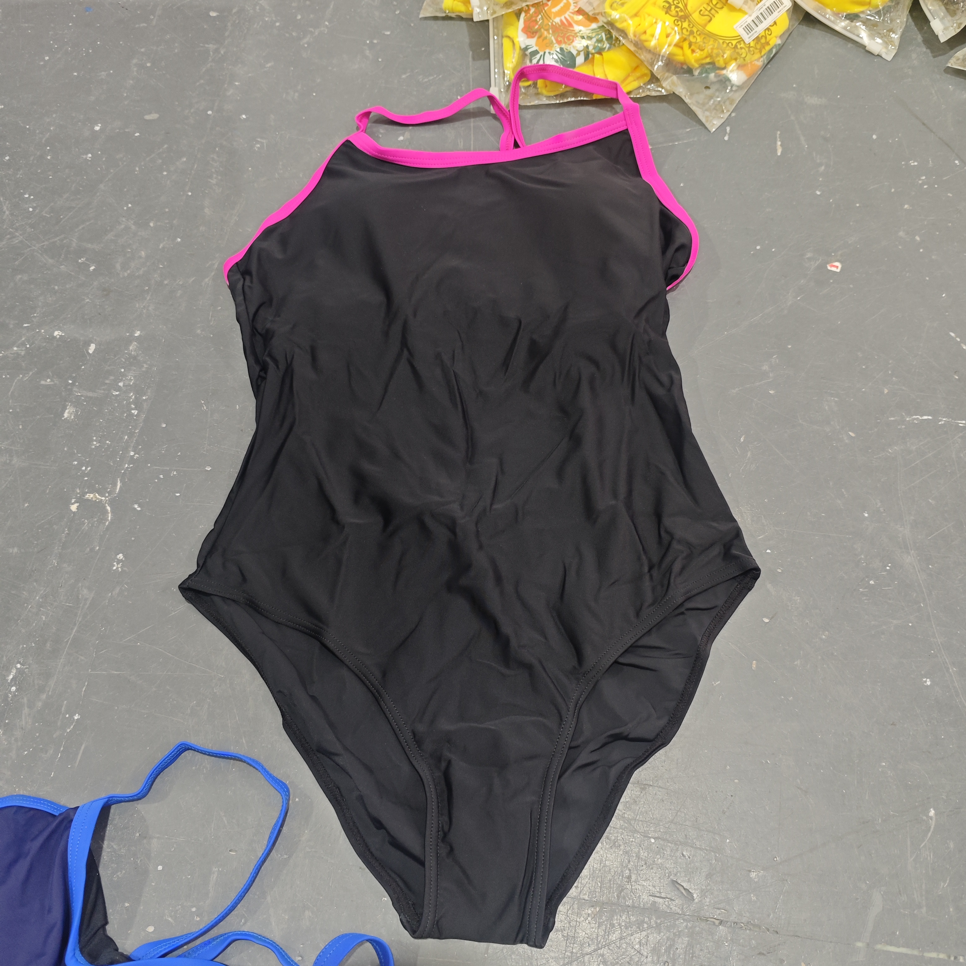 One-piece swimsuits stocklot TOP2866