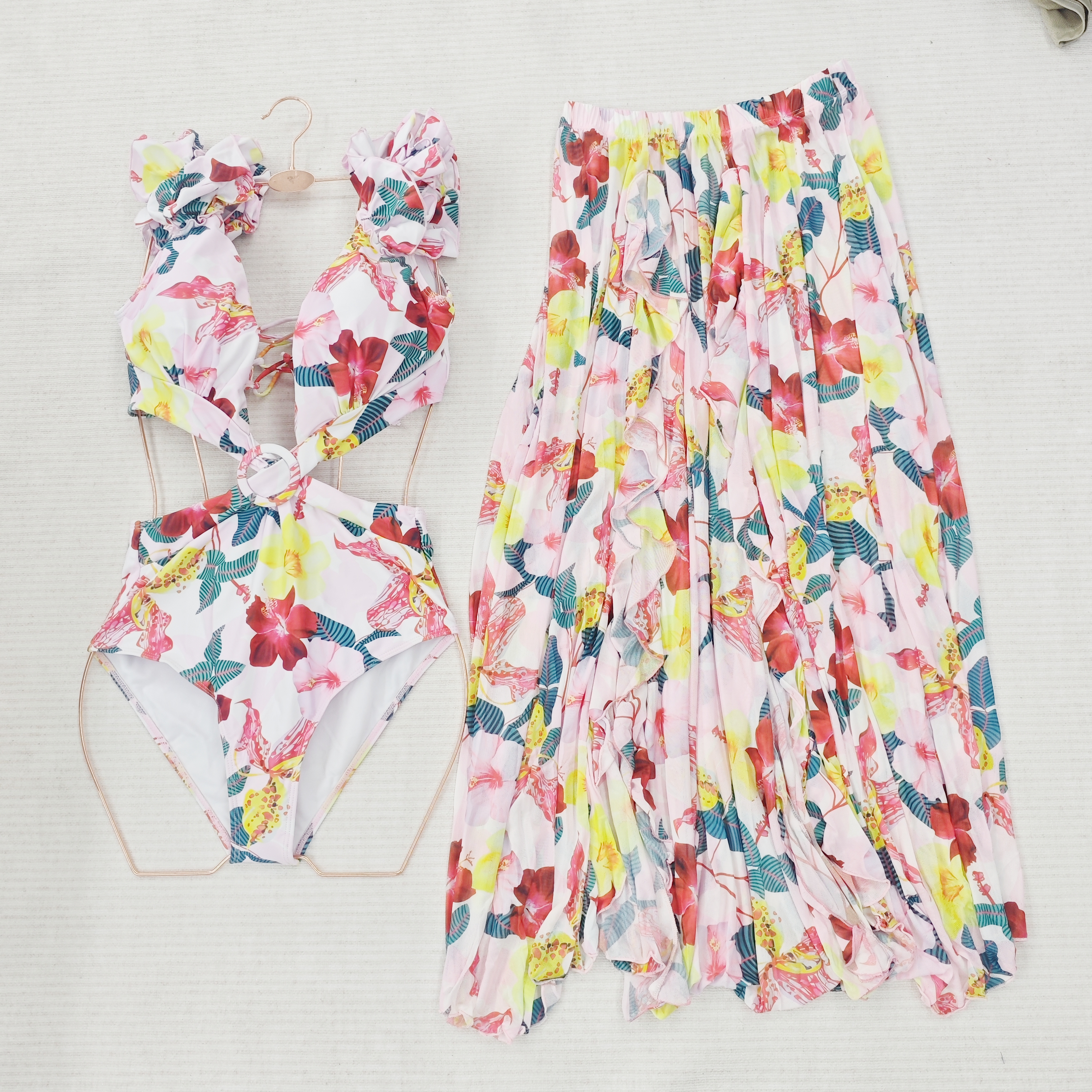 Swimwear cover-up sets stocklot TOP2884