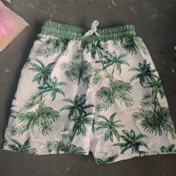 Kids’ beach shorts stocklot TOP2818